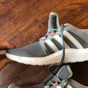 Adidas Women Bounce Climacool- grey